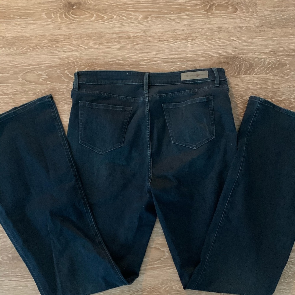 Treasure & Bond wide leg jeans size 32